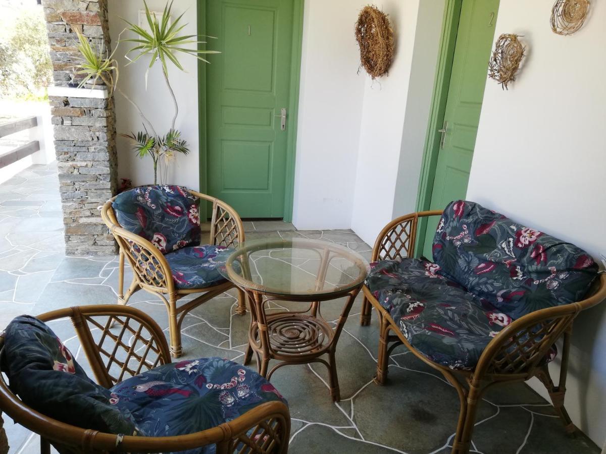 Madilides Platis Gialos (Sifnos)